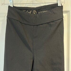 capris with gem design